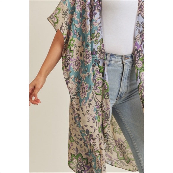 Bohemian Multi Floral Pattern Cardigan Kimono Coverup - Picture 4 of 14